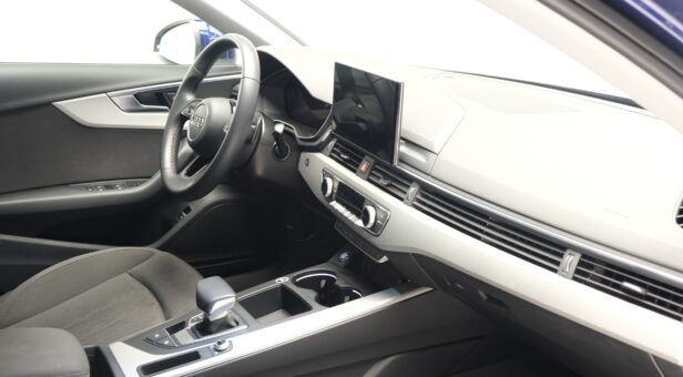 AUDI SEDAN 2.0 30 TDI S TRONIC ADVANCED 136 4P AUDI SEDAN 2.0 30 TDI S TRONIC ADVANCED 136 4P