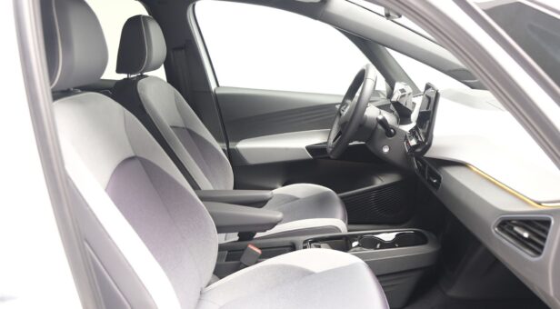 VOLKSWAGEN ID.3 BERLINA CON PORTON BEV 62KWH 107KW LIFE AUTO 146 5P