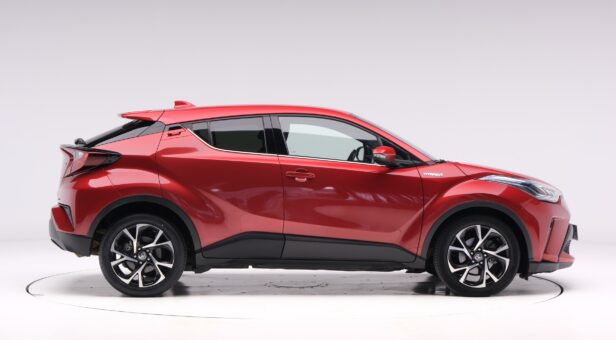 TOYOTA C-HR BERLINA CON PORTON 1.8 VVT-I HYBRID ADVANCE AUTO 122 5P TOYOTA C-HR BERLINA CON PORTON 1.8 VVT-I HYBRID ADVANCE AUTO 122 5P