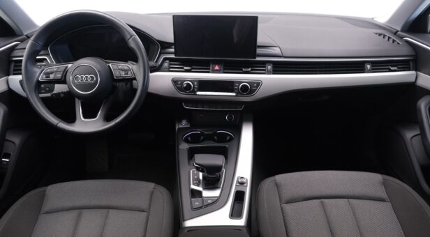 AUDI A4 SEDAN 2.0 30 TDI S TRONIC ADVANCED 136 4P