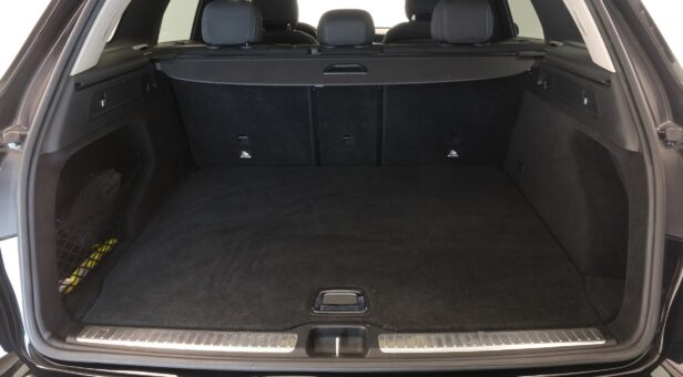 MERCEDES GLC-CLASS TODOTERRENO 2.1 GLC 220 D 4MATIC AUTO 170 5P MERCEDES GLC-CLASS TODOTERRENO 2.1 GLC 220 D 4MATIC AUTO 170 5P