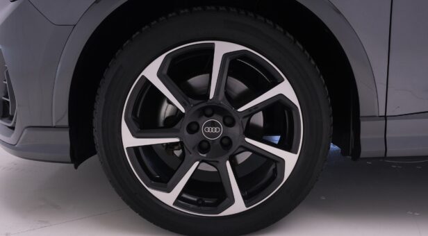 AUDI Q3 TODOTERRENO 2.0 35 TDI S TRONIC BLACK LINE 150 5P