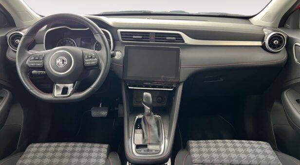 MG ZS TODOTERRENO 1.0T COMFORT AUTO 111 5P MG ZS TODOTERRENO 1.0T COMFORT AUTO 111 5P