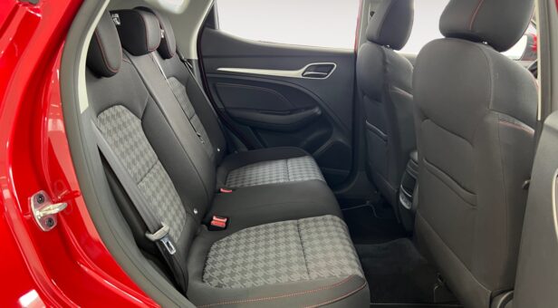 MG ZS TODOTERRENO 1.0T COMFORT AUTO 111 5P MG ZS TODOTERRENO 1.0T COMFORT AUTO 111 5P