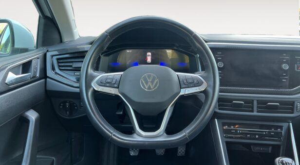 VOLKSWAGEN POLO BERLINA CON PORTON 1.0 TSI 70KW LIFE 95 5P VOLKSWAGEN POLO BERLINA CON PORTON 1.0 TSI 70KW LIFE 95 5P