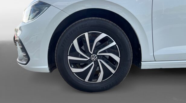 VOLKSWAGEN POLO BERLINA CON PORTON 1.0 TSI 70KW LIFE 95 5P VOLKSWAGEN POLO BERLINA CON PORTON 1.0 TSI 70KW LIFE 95 5P