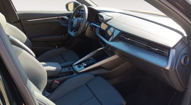 AUDI AUDI A3 SPORT BACK AUDI A3 SPORTBACK S LINE 40 TFSI E  150(204) KW(CV) S TRONIC