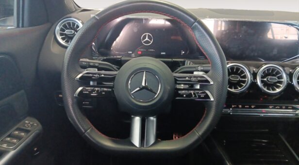 MERCEDES GLA -CLASS GLA 200 D AMG LINE MERCEDES GLA -CLASS GLA 200 D AMG LINE