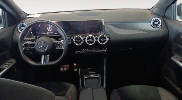 MERCEDES GLA -CLASS GLA 200 D AMG LINE MERCEDES GLA -CLASS GLA 200 D AMG LINE