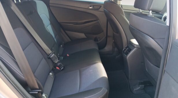 HYUNDAI TUCSON TODOTERRENO 2.0 CRDI 100KW BLUEDRIVE TECNO 2WD 136 5P