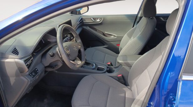 HYUNDAI IONIQ BERLINA CON PORTON 1.6 GDI HEV TECNO DCT 141 5P HYUNDAI IONIQ BERLINA CON PORTON 1.6 GDI HEV TECNO DCT 141 5P