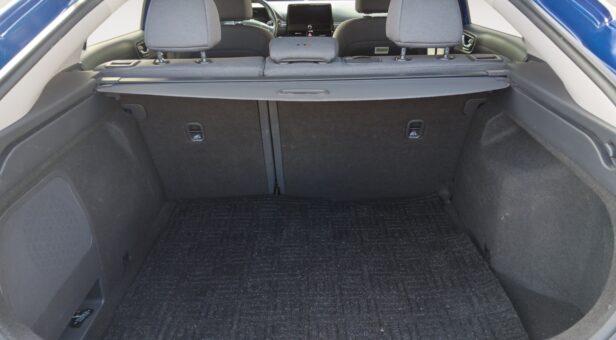 HYUNDAI IONIQ BERLINA CON PORTON 1.6 GDI HEV TECNO DCT 141 5P HYUNDAI IONIQ BERLINA CON PORTON 1.6 GDI HEV TECNO DCT 141 5P