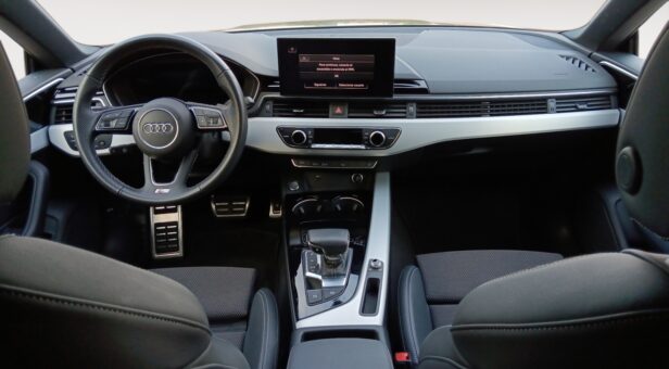 AUDI A5 COUPE 2.0 40 TFSI S TRONIC S LINE 204 2P