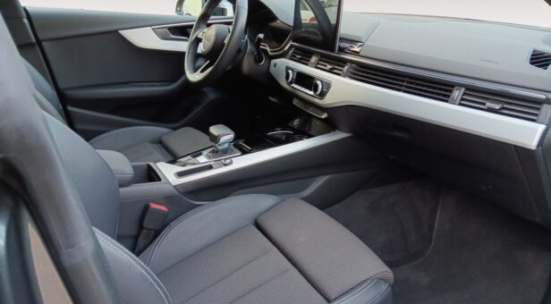 AUDI A5 COUPE 2.0 40 TFSI S TRONIC S LINE 204 2P