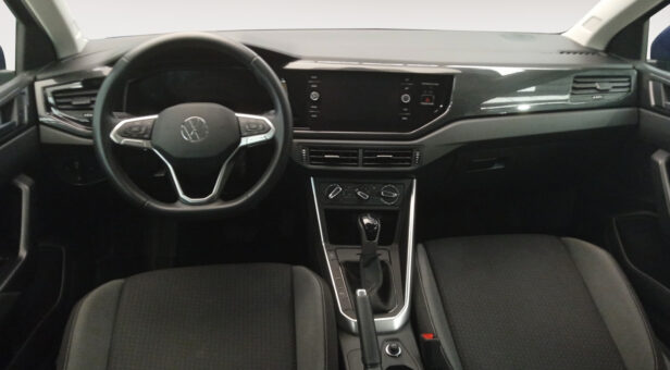 VOLKSWAGEN POLO BERLINA CON PORTON 1.0 TSI 70KW DSG LIFE 95 5P