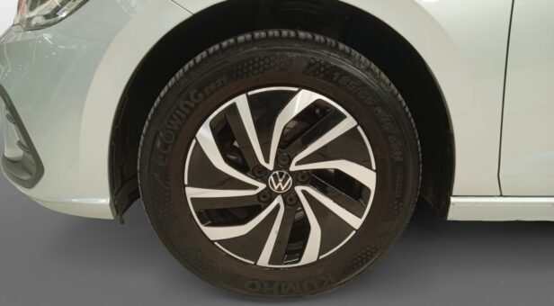 VOLKSWAGEN POLO BERLINA CON PORTON 1.0 TSI 70KW LIFE 95 5P