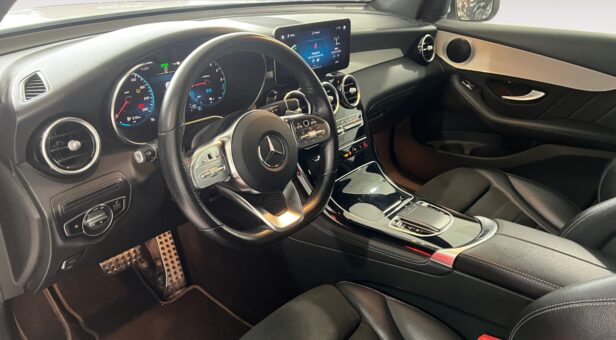 MERCEDES GLC-CLASS GLC 300 DE 4MATIC AMG LINE