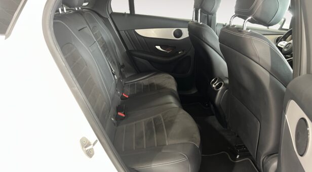 MERCEDES GLC-CLASS GLC 300 DE 4MATIC AMG LINE