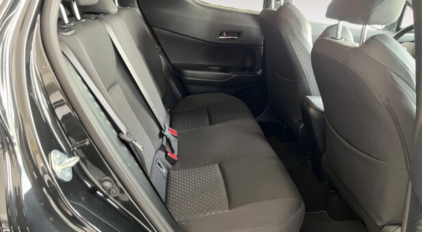 TOYOTA C-HR BERLINA CON PORTON 1.8 VVT-I HYBRID ADVANCE AUTO 122 5P TOYOTA C-HR BERLINA CON PORTON 1.8 VVT-I HYBRID ADVANCE AUTO 122 5P