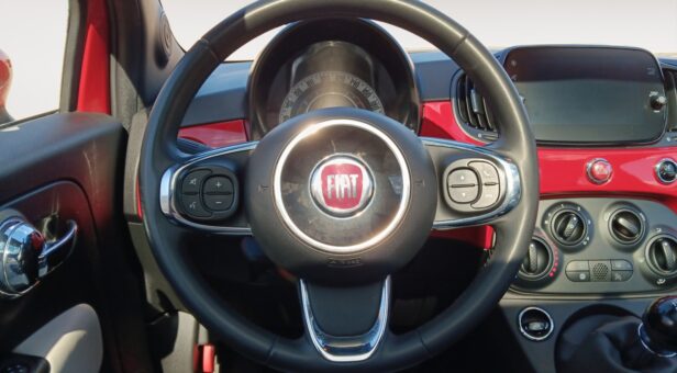 FIAT 500 DOLCEVITA Hybrid 1.0 MHEV 70cv 3P FIAT 500 DOLCEVITA Hybrid 1.0 MHEV 70cv 3P