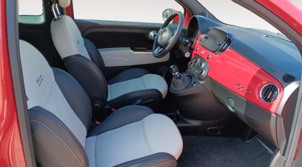 FIAT 500 DOLCEVITA Hybrid 1.0 MHEV 70cv 3P FIAT 500 DOLCEVITA Hybrid 1.0 MHEV 70cv 3P