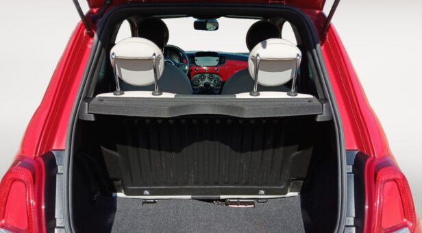 FIAT 500 DOLCEVITA Hybrid 1.0 MHEV 70cv 3P FIAT 500 DOLCEVITA Hybrid 1.0 MHEV 70cv 3P