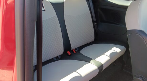 FIAT 500 DOLCEVITA Hybrid 1.0 MHEV 70cv 3P FIAT 500 DOLCEVITA Hybrid 1.0 MHEV 70cv 3P