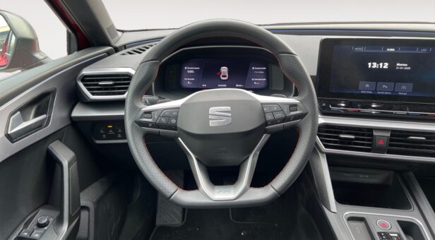 SEAT LEON 1.5 ETSI 110KW S/S FR SPEC ED VISION DSG 150 5P SEAT LEON 1.5 ETSI 110KW S/S FR SPEC ED VISION DSG 150 5P