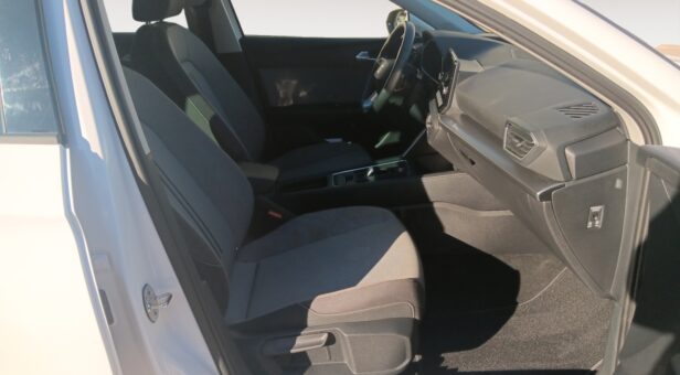 SEAT LEON BERLINA CON PORTON 2.0 TDI 110KW S SEAT LEON BERLINA CON PORTON 2.0 TDI 110KW S