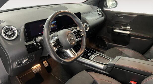 MERCEDES B-CLASS B 180 D