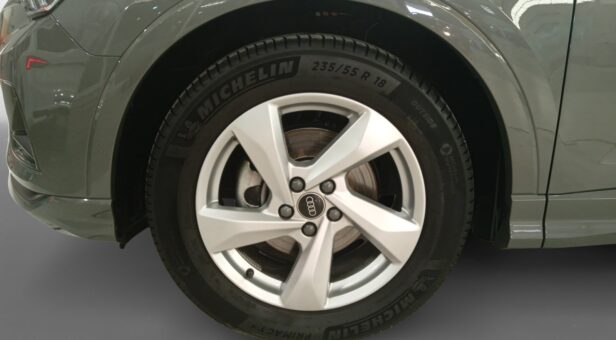 AUDI Q3 AUDI Q3  ADVANCED 35 TFSI  110(150) KW(CV) S TRONIC