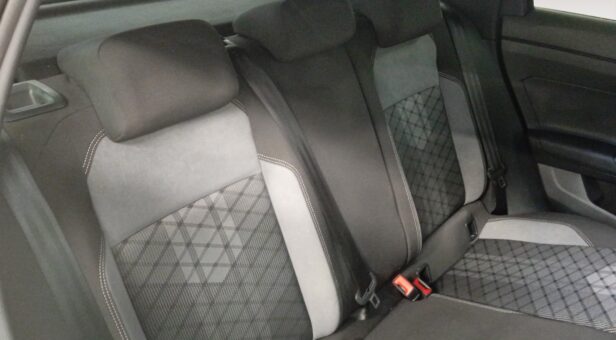 VOLKSWAGEN TAIGO TODOTERRENO 1.0 TSI 85KW R-LINE 115 5P VOLKSWAGEN TAIGO TODOTERRENO 1.0 TSI 85KW R-LINE 115 5P