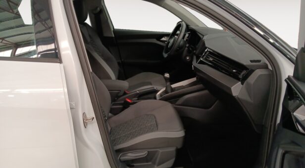 AUDI A1 BERLINA CON PORTON 1.0 30 TFSI ADRENALIN SPORTBACK 110 5P AUDI A1 BERLINA CON PORTON 1.0 30 TFSI ADRENALIN SPORTBACK 110 5P