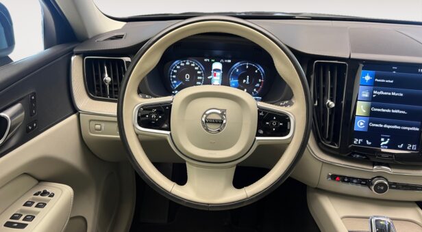 VOLVO XC60 2.0 D B4 INSCRIPTION AUTO AWD HEV 197cv 5P