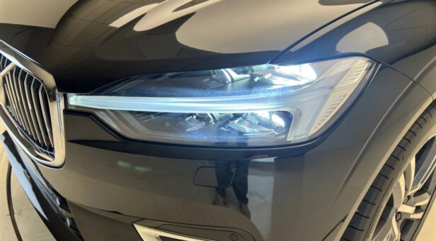 VOLVO XC60 2.0 D B4 INSCRIPTION AUTO AWD HEV 197cv 5P