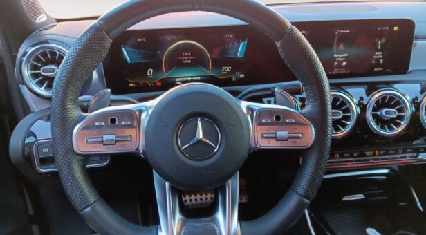 MERCEDES A-CLASS A 35 AMG MERCEDES A-CLASS A 35 AMG