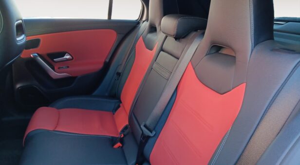 MERCEDES A-CLASS A 35 AMG MERCEDES A-CLASS A 35 AMG