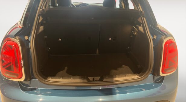 MINI MINI COOPER AUTOMATICO 1.5CC 136CV 5P MINI MINI COOPER AUTOMATICO 1.5CC 136CV 5P