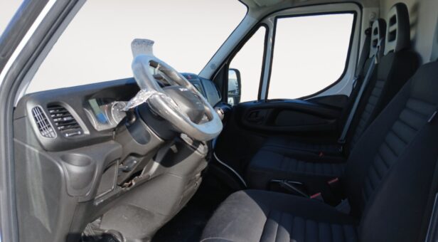 IVECO DAILY 35S16V –  12M3 156 4P